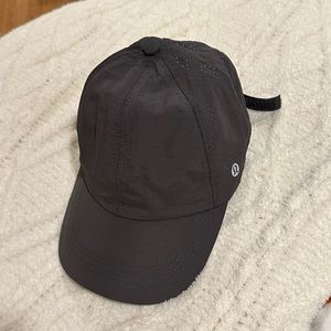 Lululemon hat